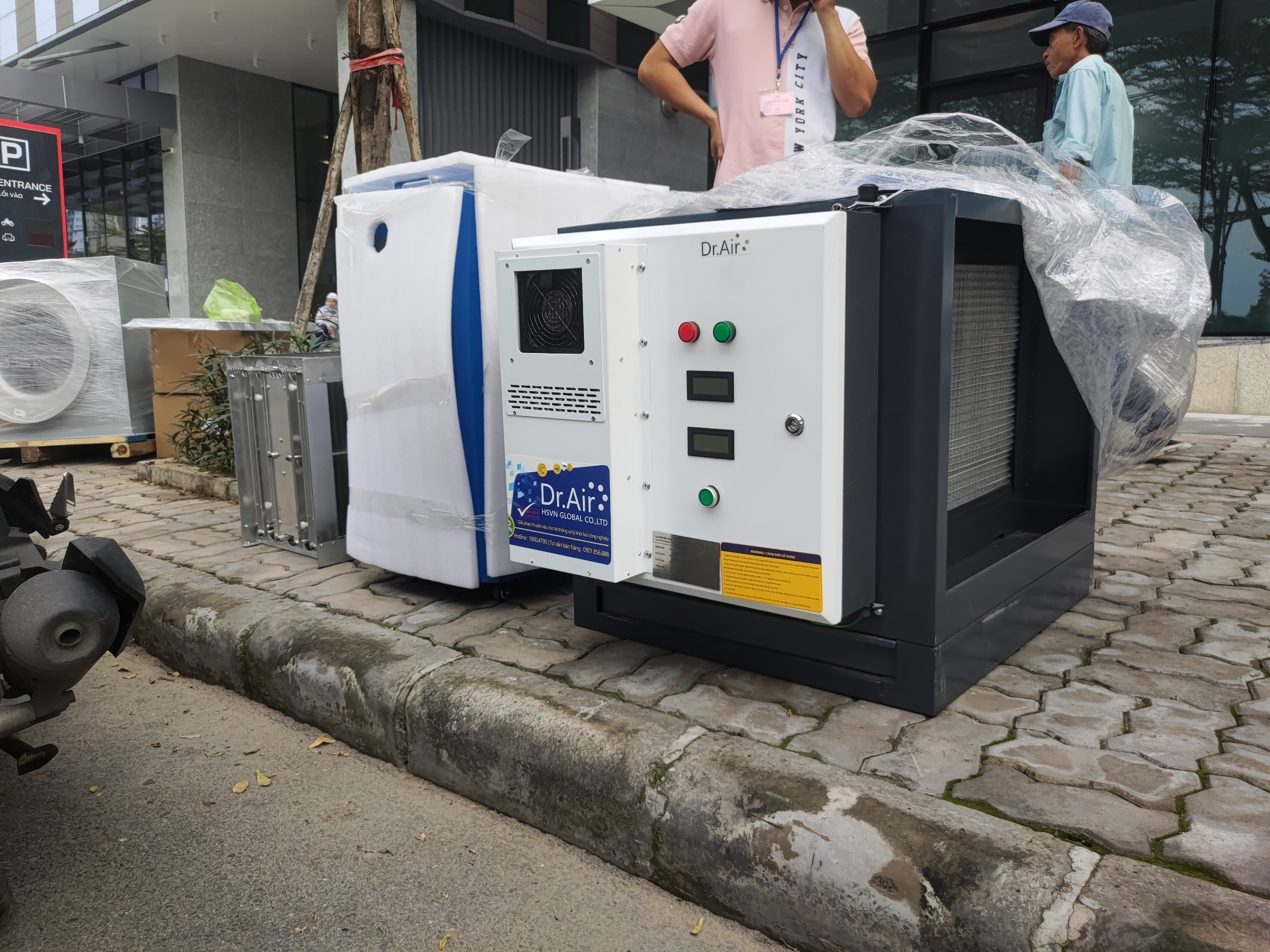 So Sánh Lọc Tĩnh Điện Với Lọc Than Hoạt Tính Trong Xử Lý Khói