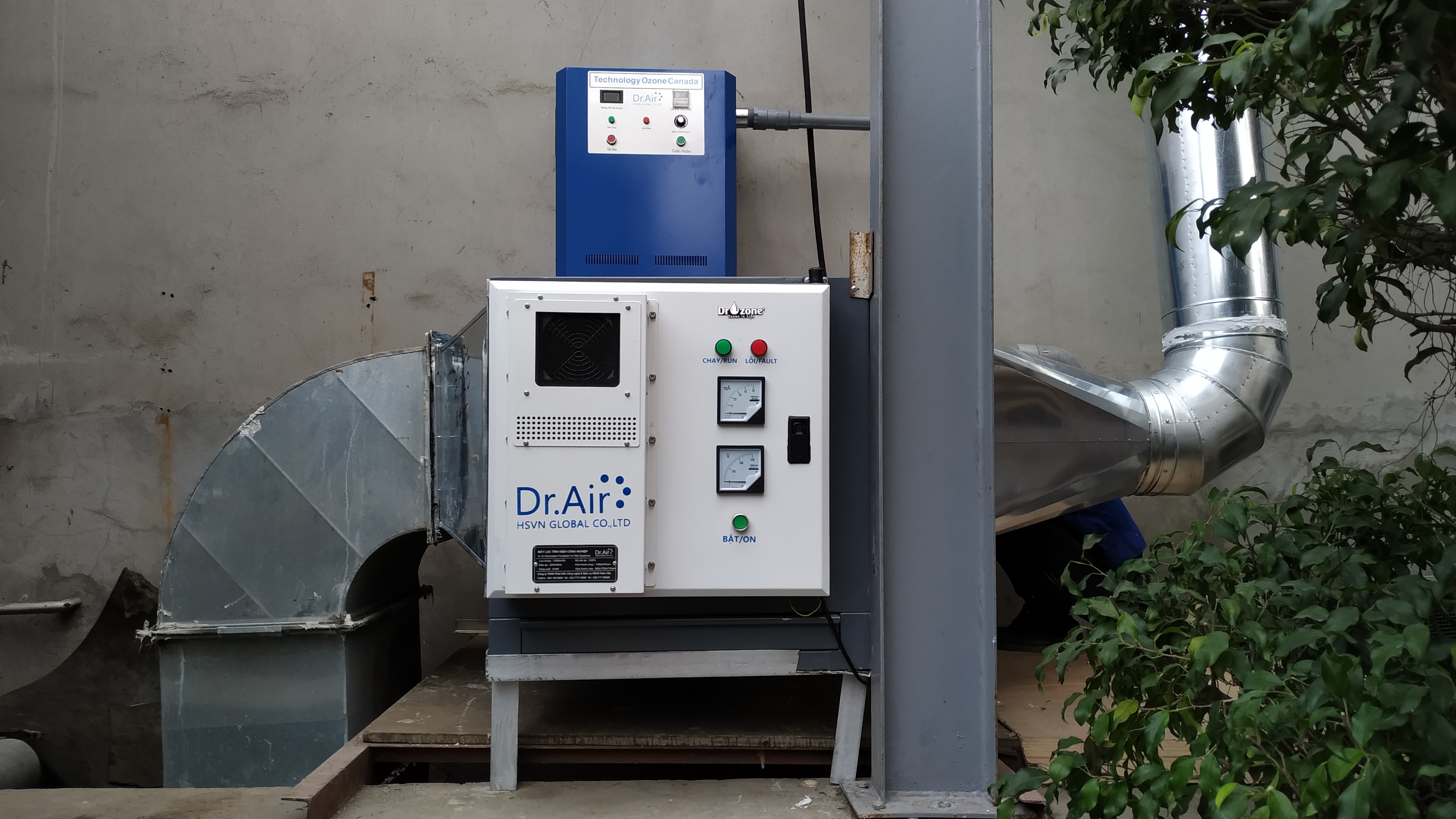 So sánh giải pháp lọc khói và mùi bếp công nghiệp: Tích hợp vs. Đơn lẻ